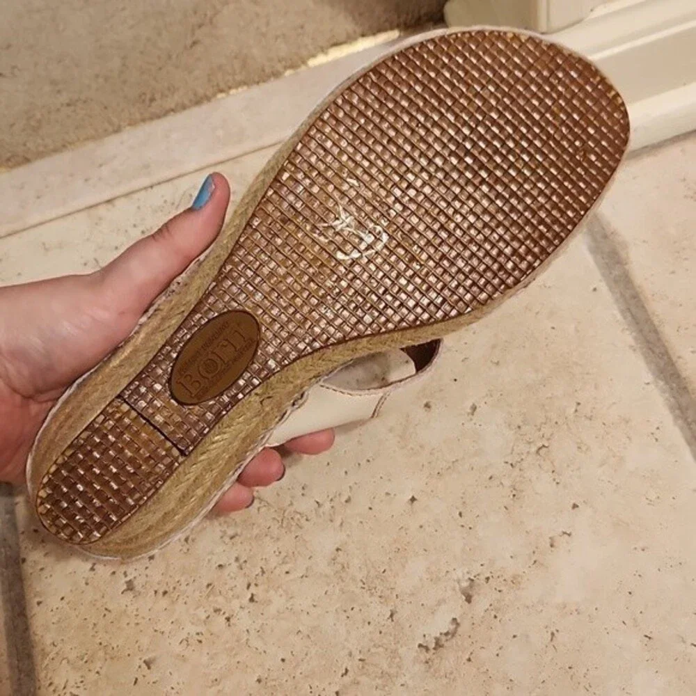 Born Women's White Leather Wedge Espadrille Sandals Size 10